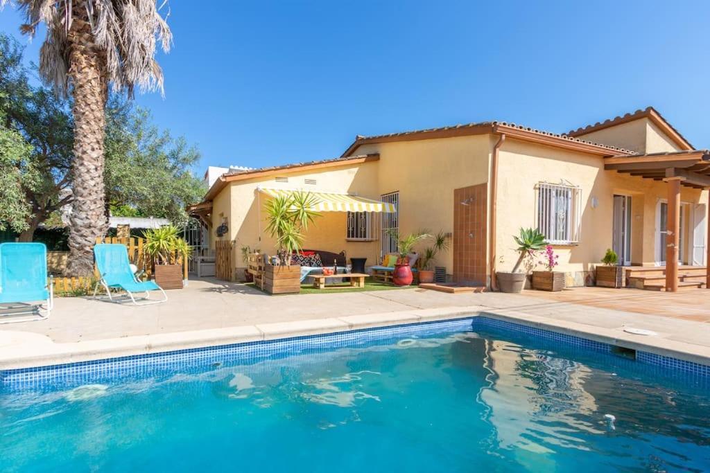 Villa CASA con PISCINA privada, CENTRO - WIFI Ampuriabrava Exterior foto