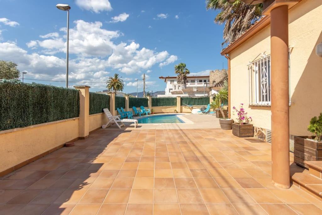 Villa CASA con PISCINA privada, CENTRO - WIFI Ampuriabrava Exterior foto