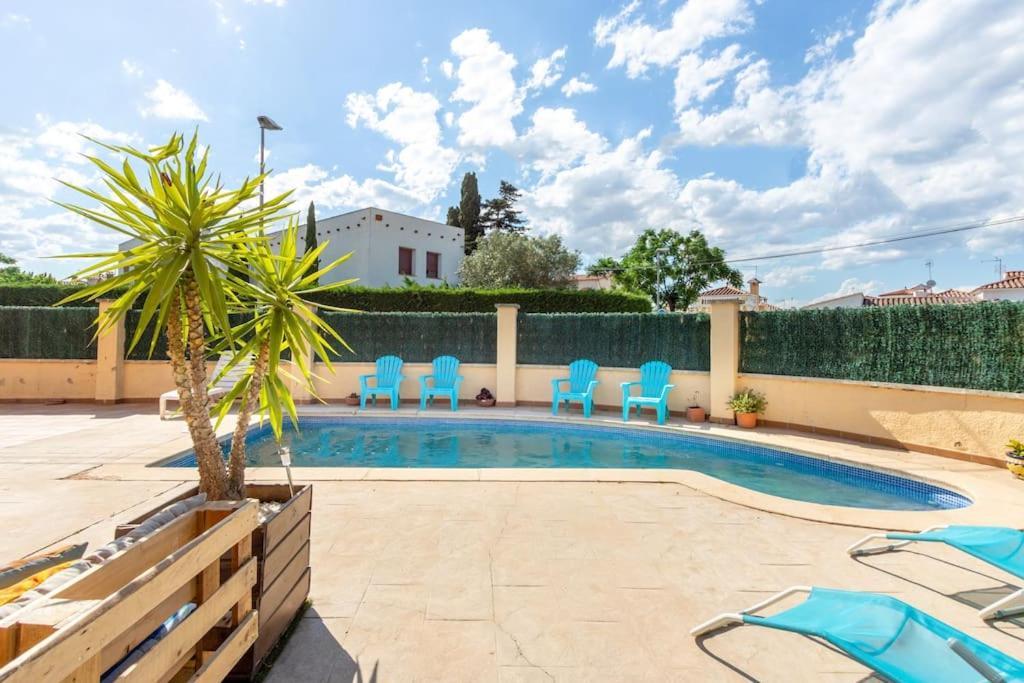 Villa CASA con PISCINA privada, CENTRO - WIFI Ampuriabrava Exterior foto